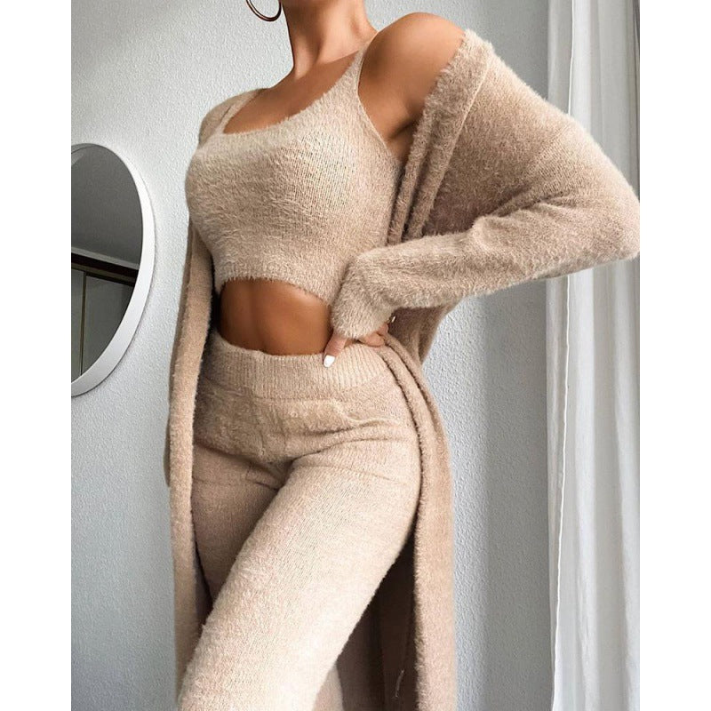 Dames Luxe Tweedelige Pyjama Set Met Zachte Teddylook Stof in Beige