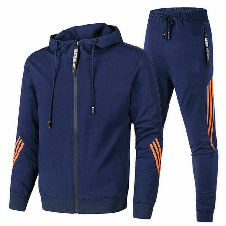 Heren trainingspak in marineblauw met capuchon