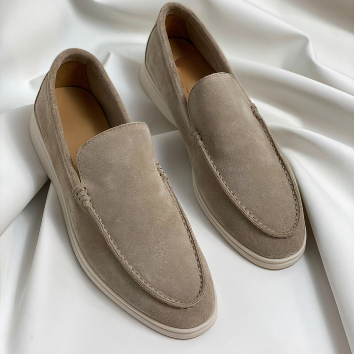 Dames loafers met suèdelook en witte zool