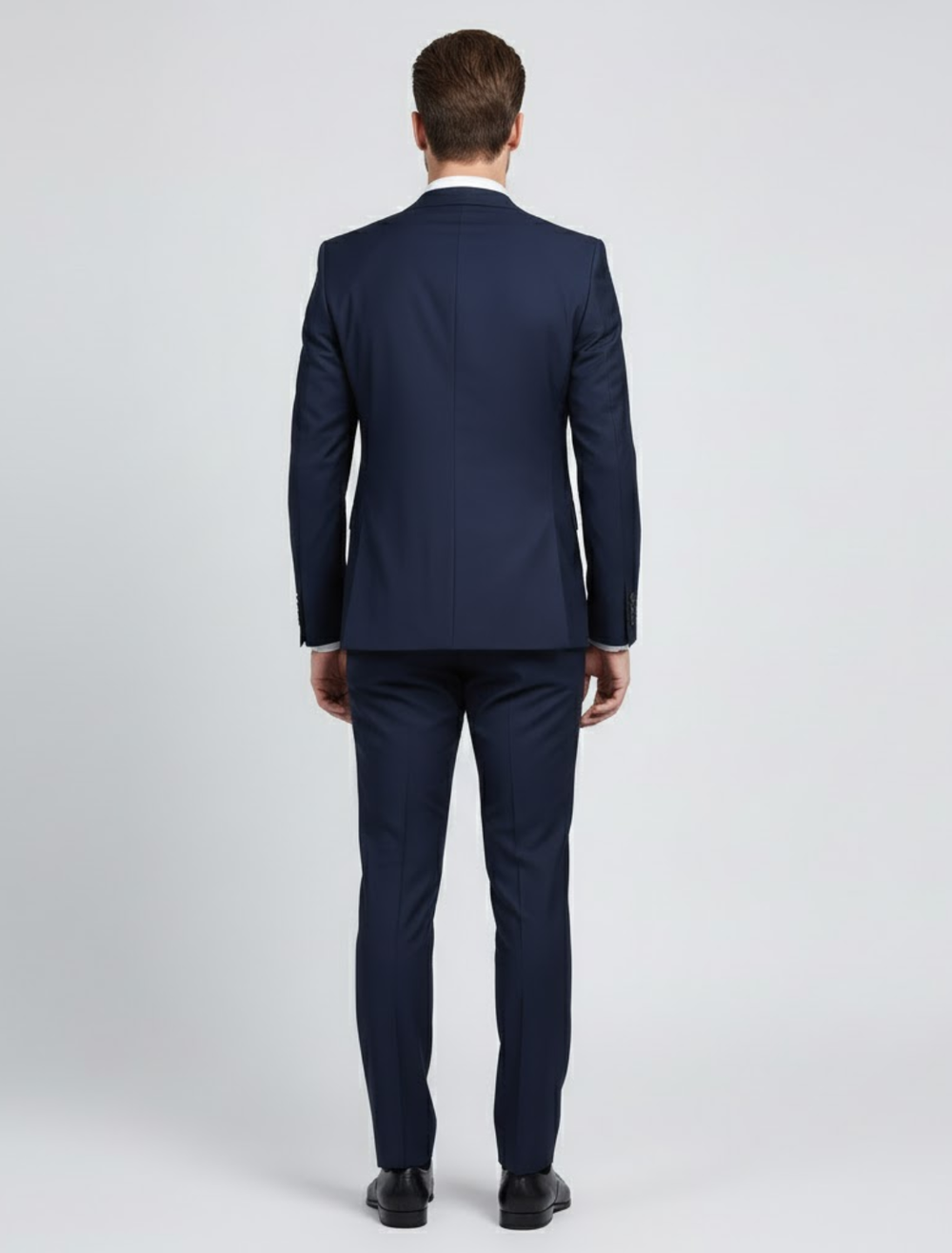 Heren Slim Fit Kostuum Met Reverskraag in Marineblauw, achterkant