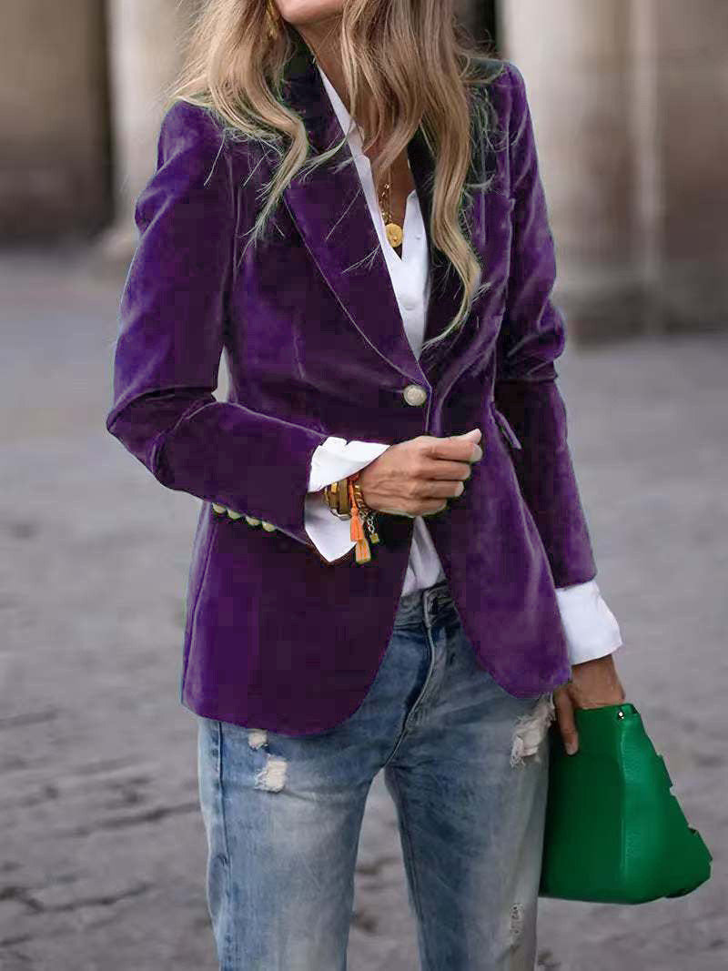 Dames Elegante Fluwelen Look Blazer Met Gouden Knoopsluiting in Paars