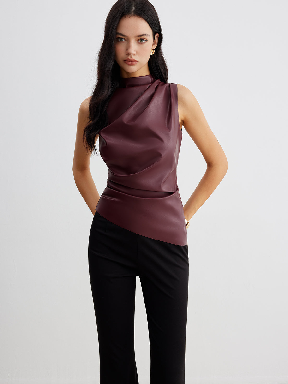 Dames Draped Top Mock Neck