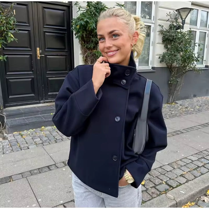 Elise – Luxe Breasted Korte Jas Velora-Amsterdam