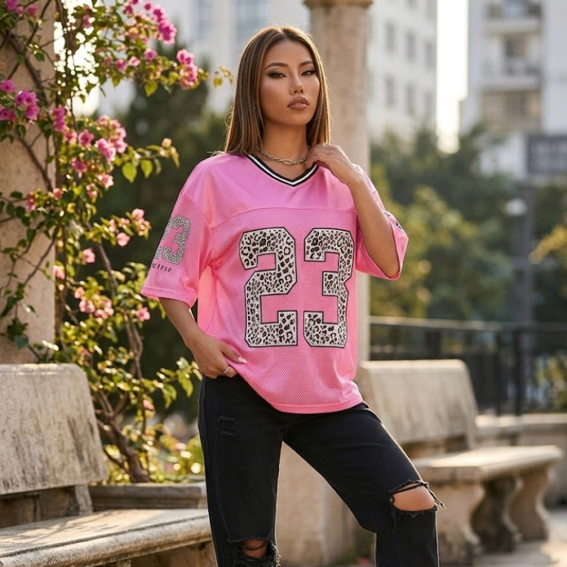 Dames Oversized Jersey T Shirt V Hals Panter Print Modehuis-Nederland