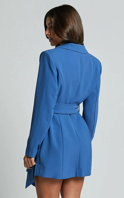Damesjurk met double-breasted blazer en riem