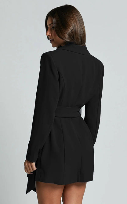 Damesjurk met double-breasted blazer en riem