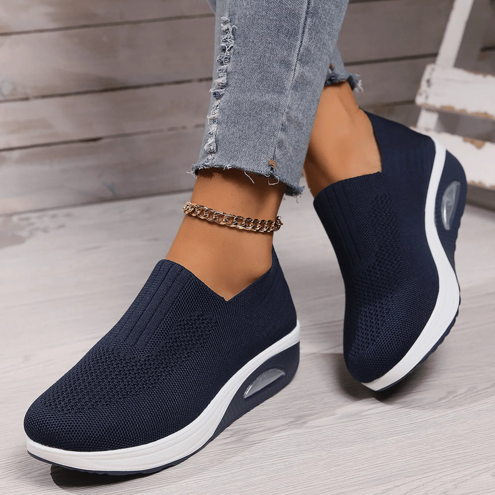 Dames Instapsneakers Met Ademend Bovenwerk in Donkerblauw