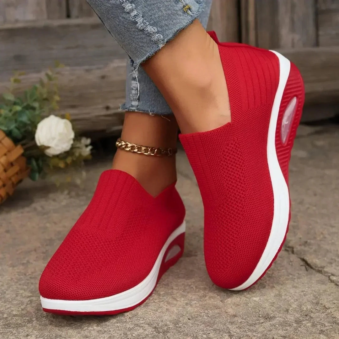 Dames Instapsneakers Met Ademend Bovenwerk in Rood