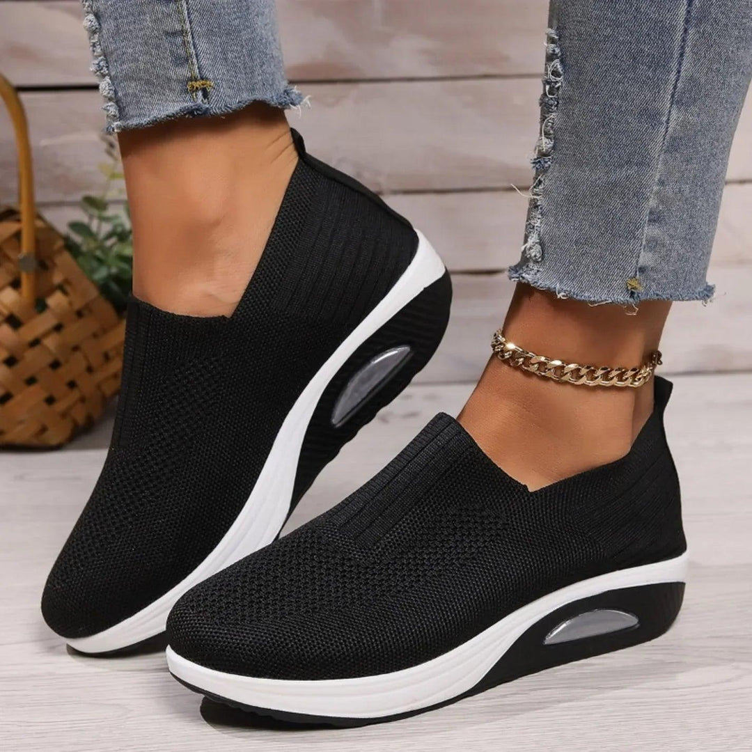 Dames Instapsneakers Met Ademend Bovenwerk in Zwart
