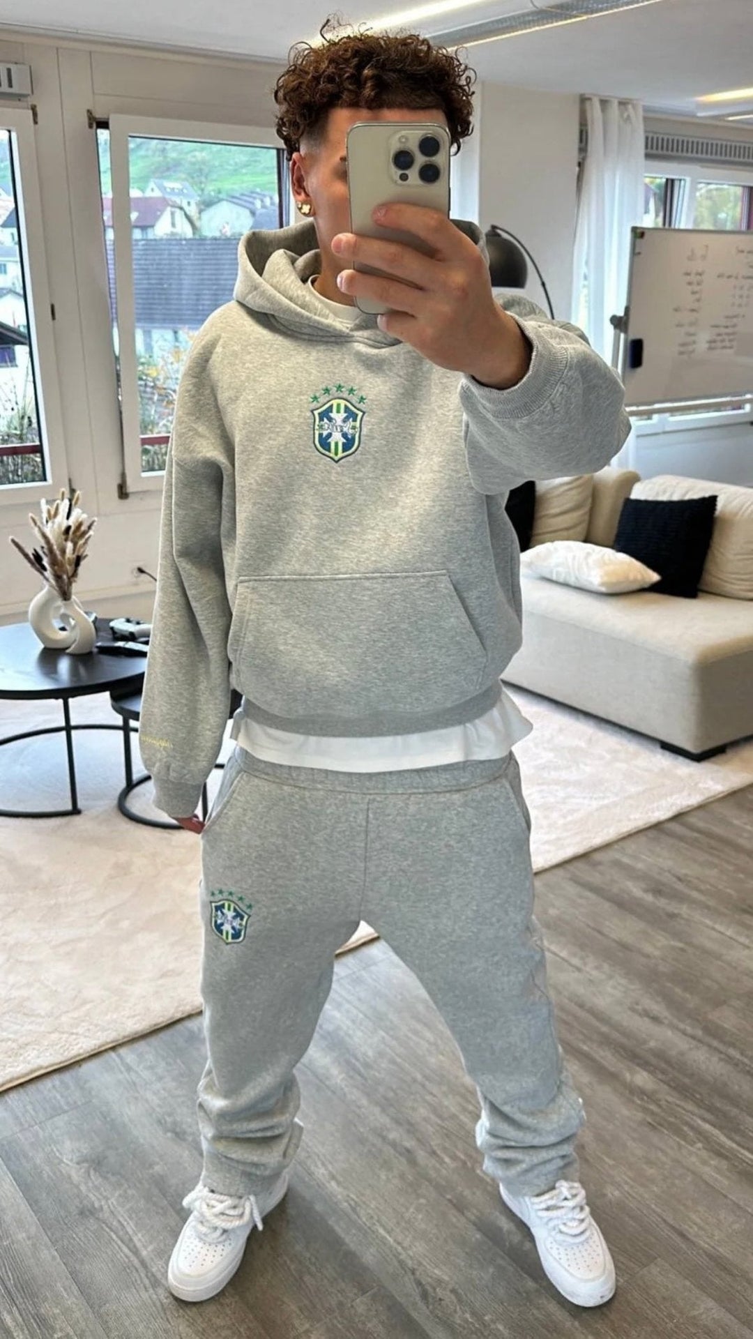 Heren Trainingspak Met Hoodie En Wijde Joggingbroek in Grijs