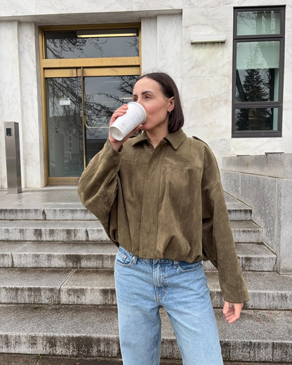 Korte oversized damesjas met verlaagde schouders