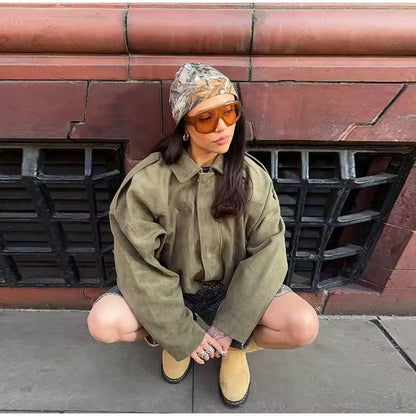 Korte oversized damesjas met verlaagde schouders