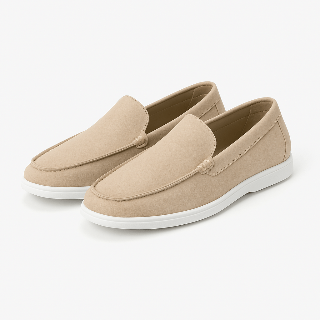 Heren Suèdelook Loafers Met Mocassinnaad En Witte Zool in Crème