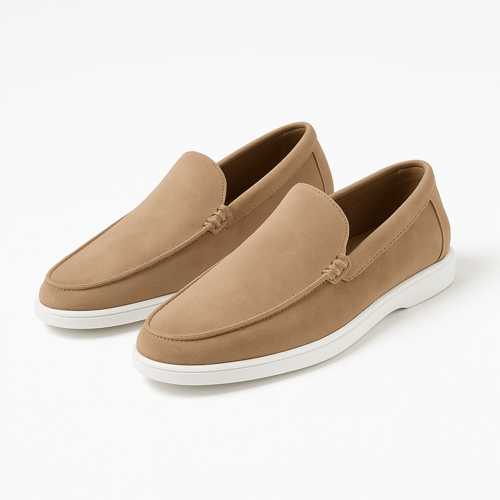 Heren Suèdelook Loafers Met Mocassinnaad En Witte Zool in Beige