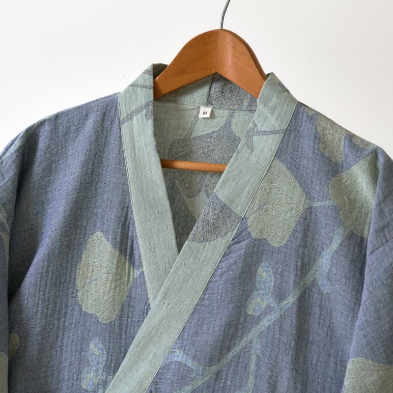 Kimono badjas detail van de kraagband