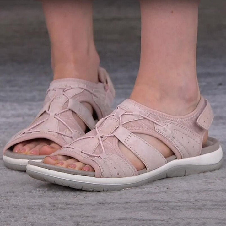 Dames Sportieve Sandalen in Roze, gedragen van opzij