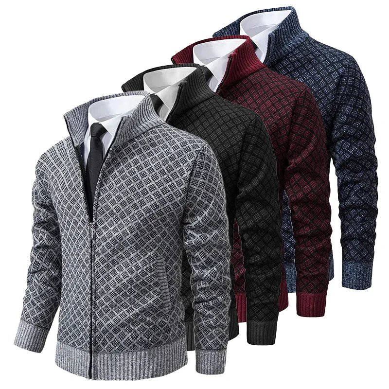 Gebreid herenvest met ruitpatroon in grijs, zwart, bordeaux en blauw