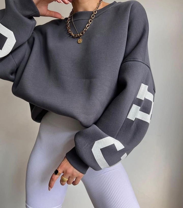Dames Oversized Crewneck Trui Met Contrasterende Letters in Grijs