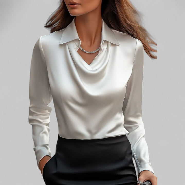 Dames satijnen blouse met watervalhals 2