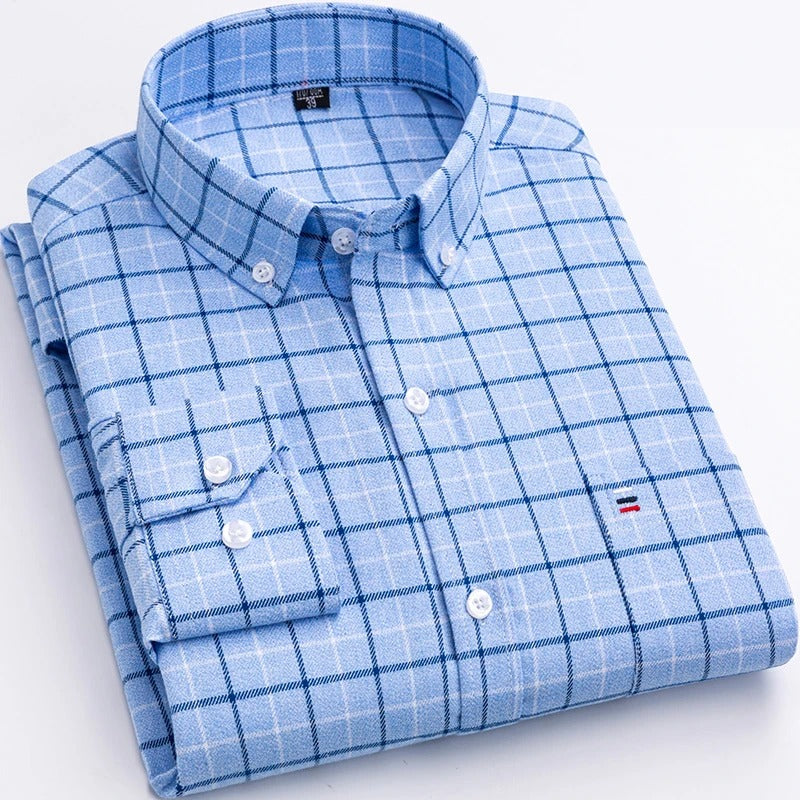 Geruit herenoverhemd in lichtblauw met button-down kraag